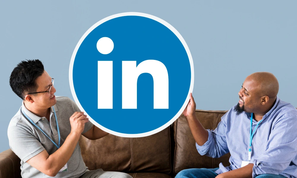 A linkedIn profi célzási rendszerével közvetlenül a döntéshozókat érhetjük el.